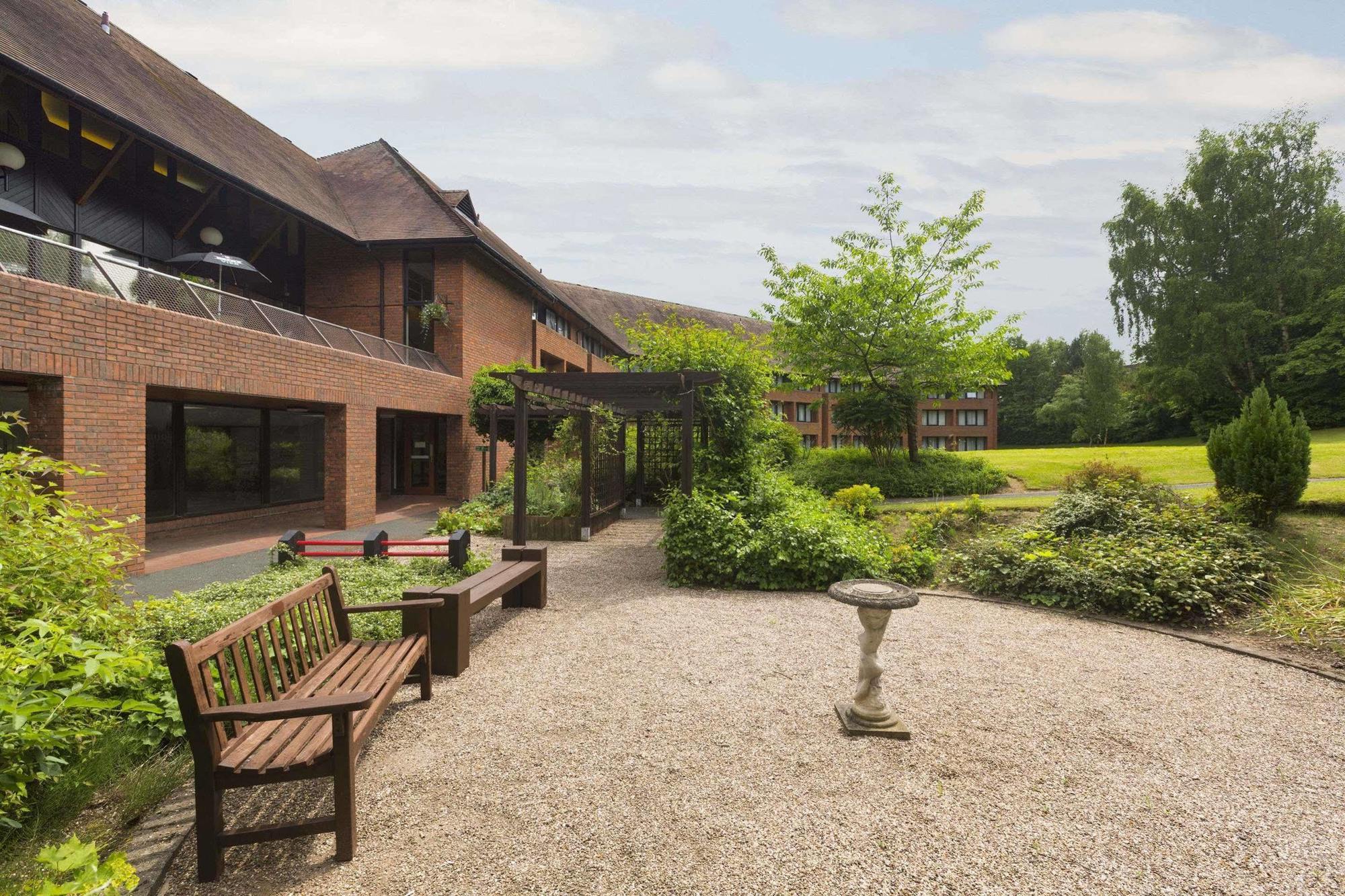 Ramada Telford Ironbridge Hotel Exterior photo