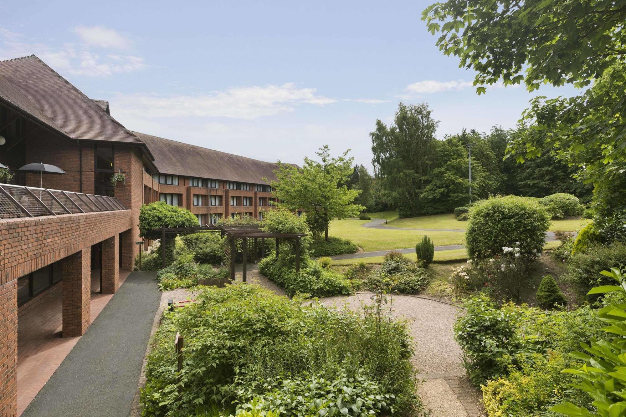 Ramada Telford Ironbridge Hotel Exterior photo